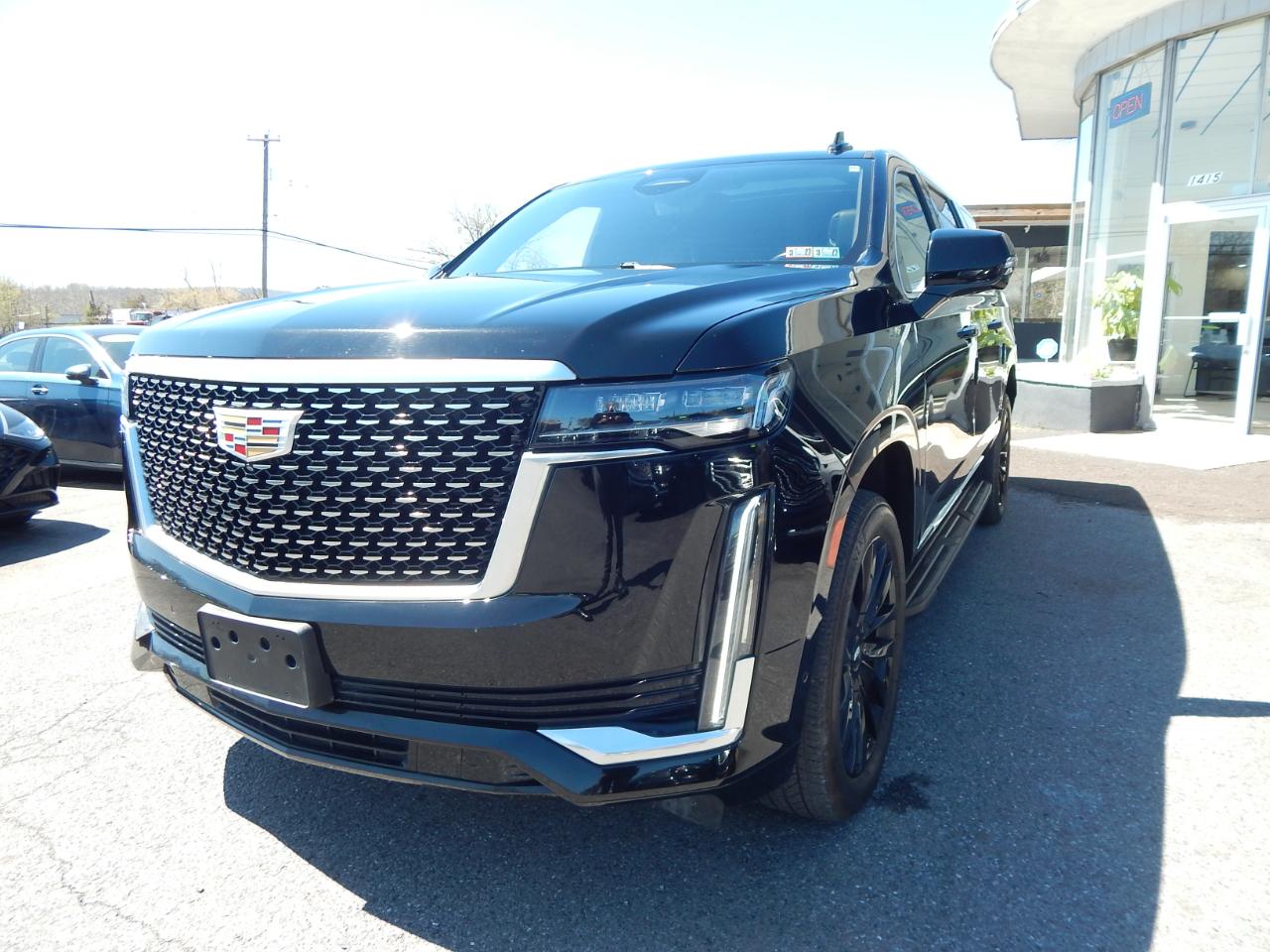 Cadillac Escalade ESV 4WD 4dr Premium Luxury 2022