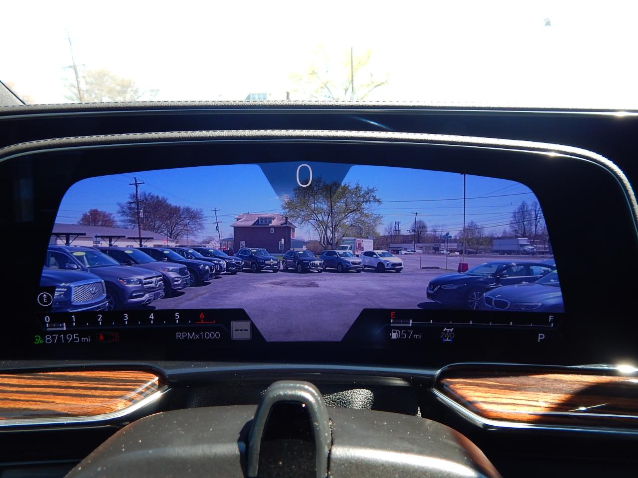 Cadillac Escalade ESV 4WD 4dr Premium Luxury 2022