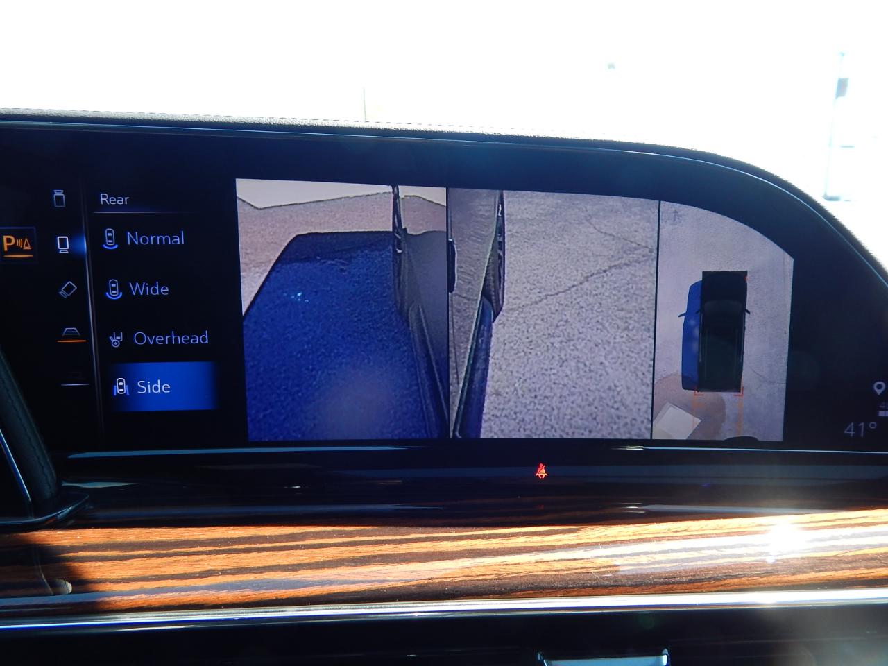 Cadillac Escalade ESV 4WD 4dr Premium Luxury 2022