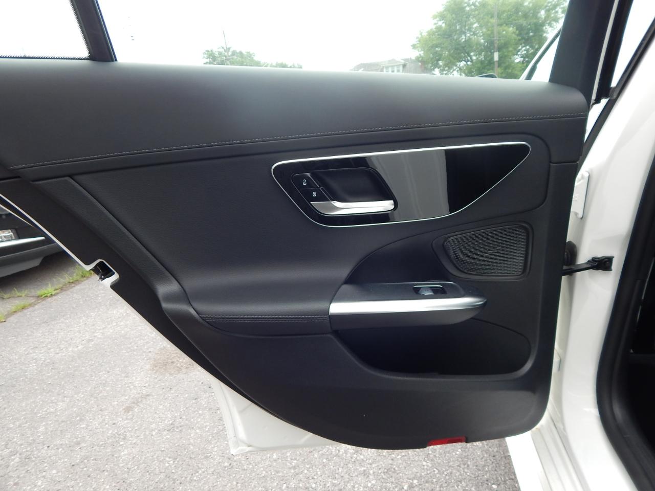 Mercedes-Benz C-Class C 300 4MATIC Sedan 2023