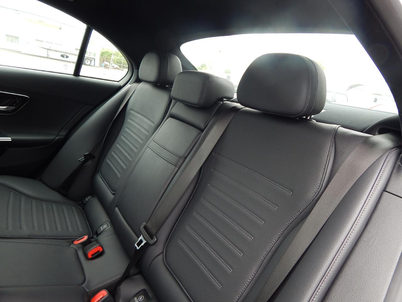 Mercedes-Benz C-Class C 300 4MATIC Sedan 2023