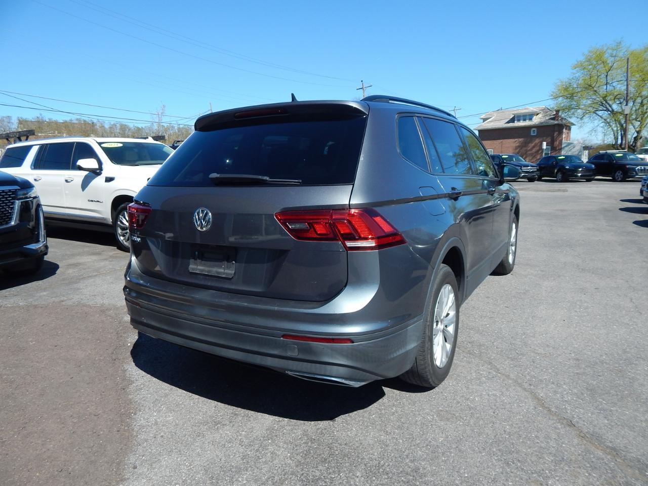 Volkswagen Tiguan 2.0T S FWD 2020