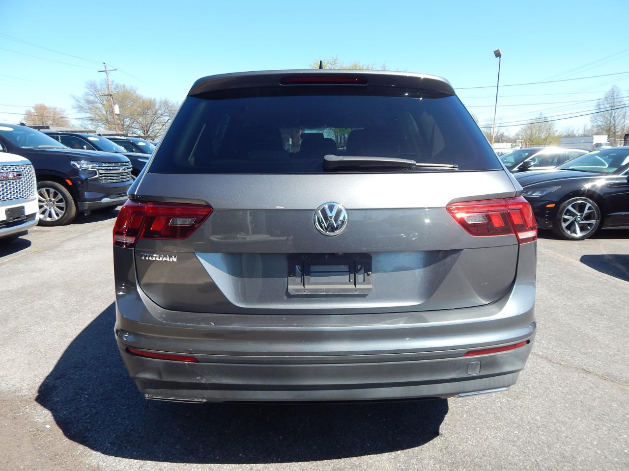 Volkswagen Tiguan 2.0T S FWD 2020