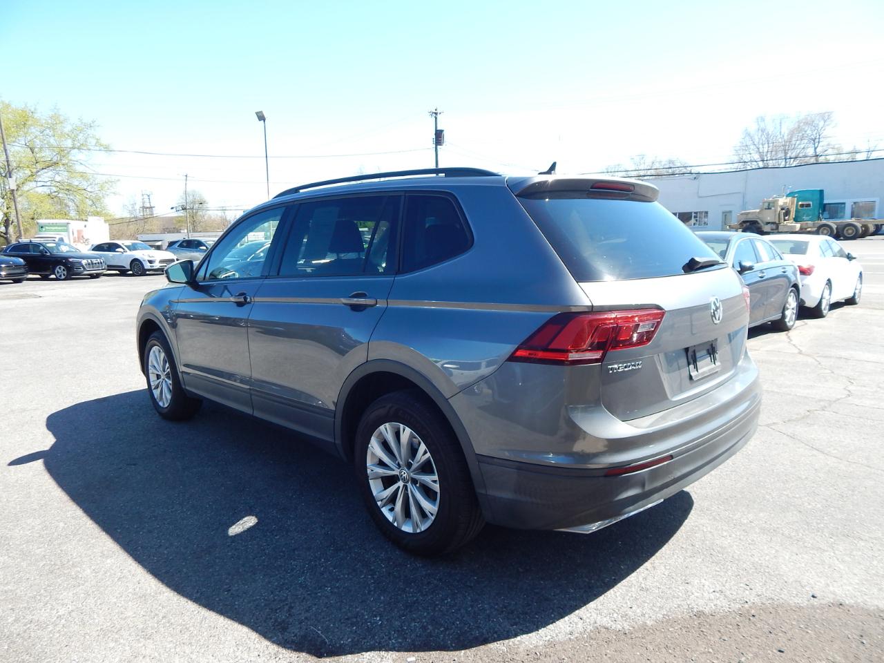 Volkswagen Tiguan 2.0T S FWD 2020