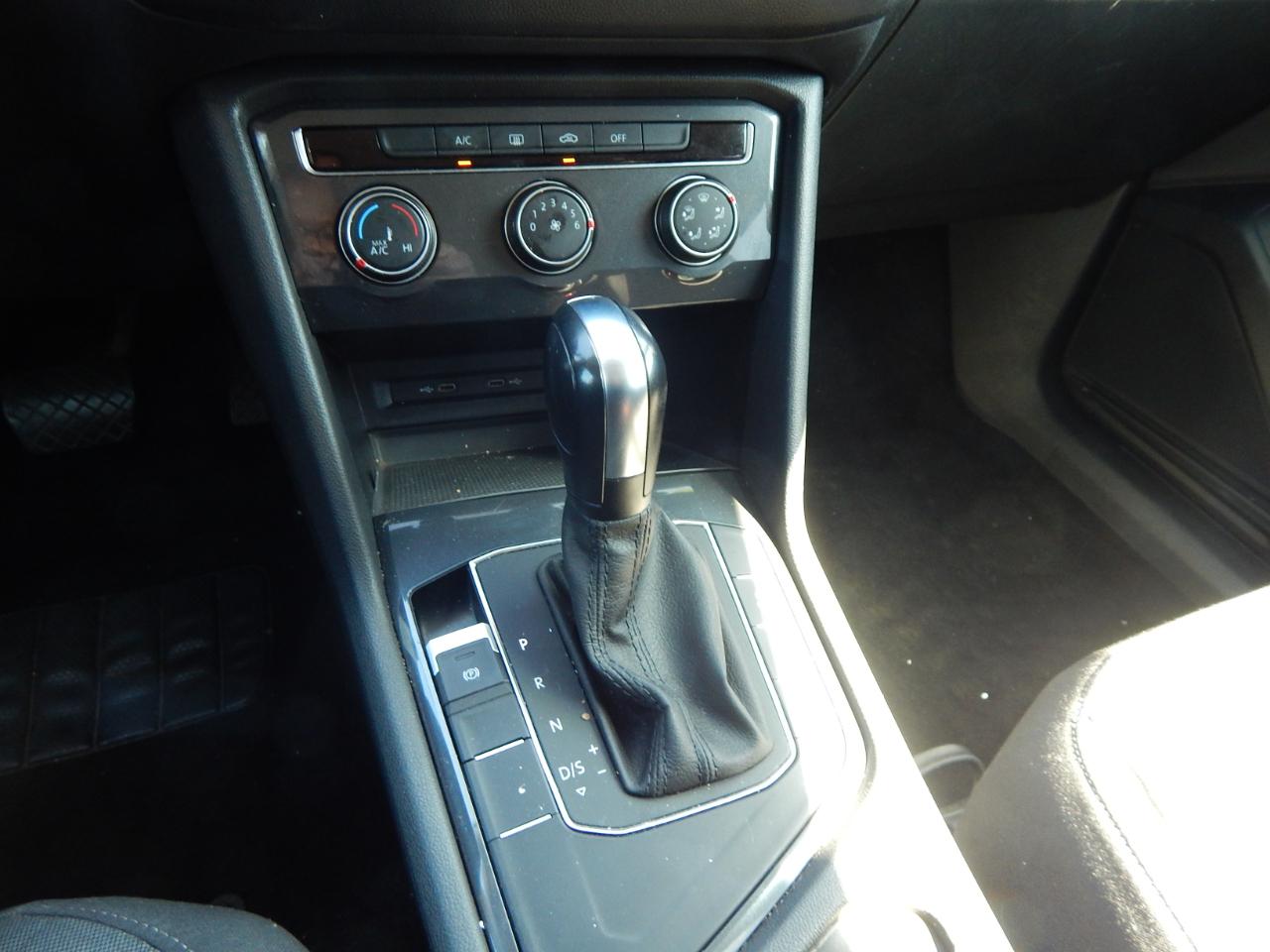 Volkswagen Tiguan 2.0T S FWD 2020