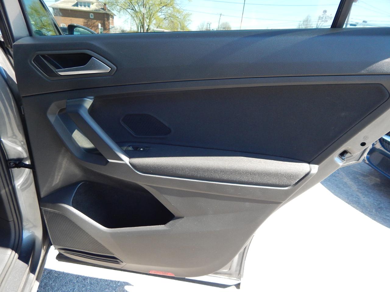 Volkswagen Tiguan 2.0T S FWD 2020