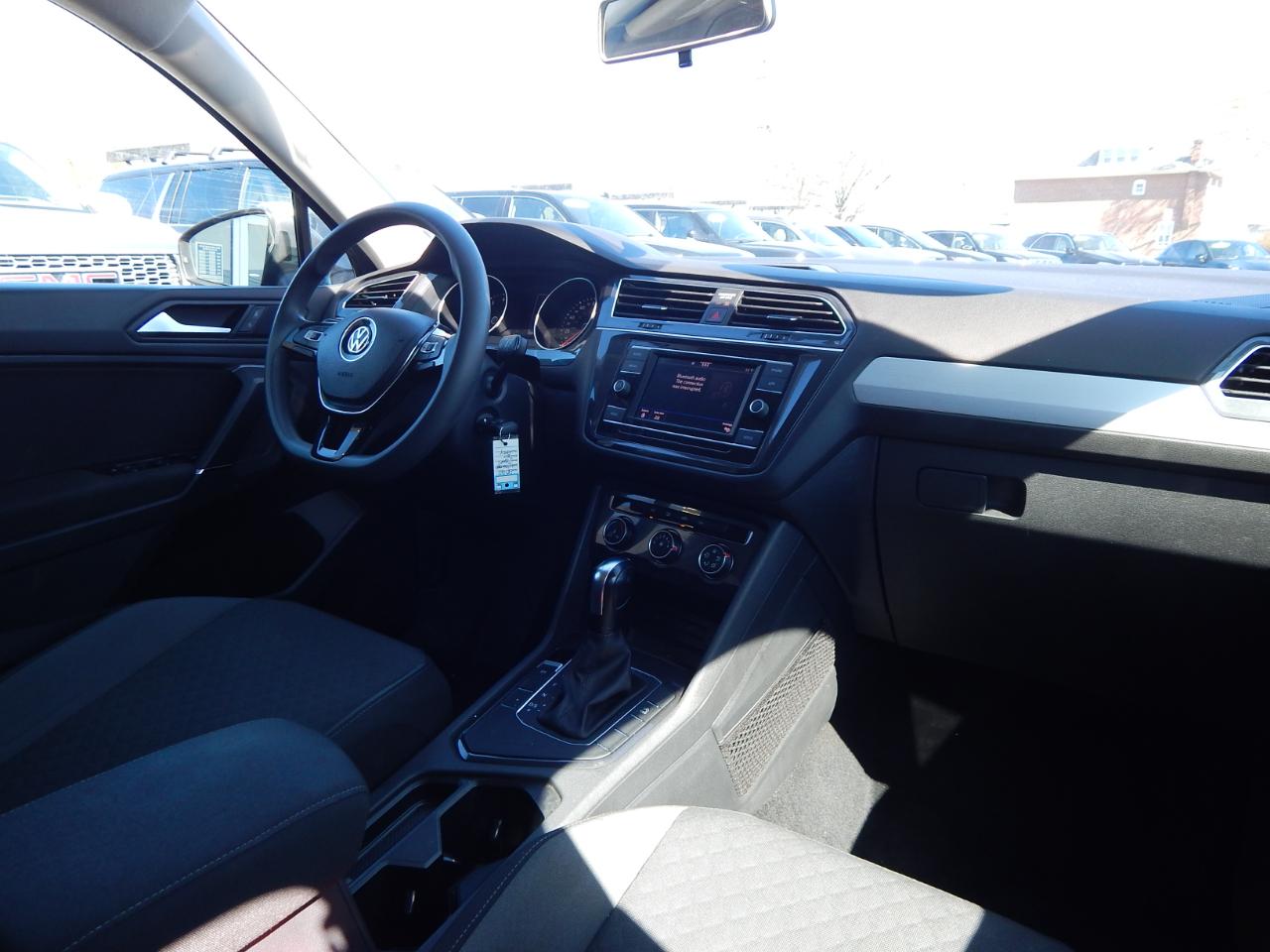 Volkswagen Tiguan 2.0T S FWD 2020