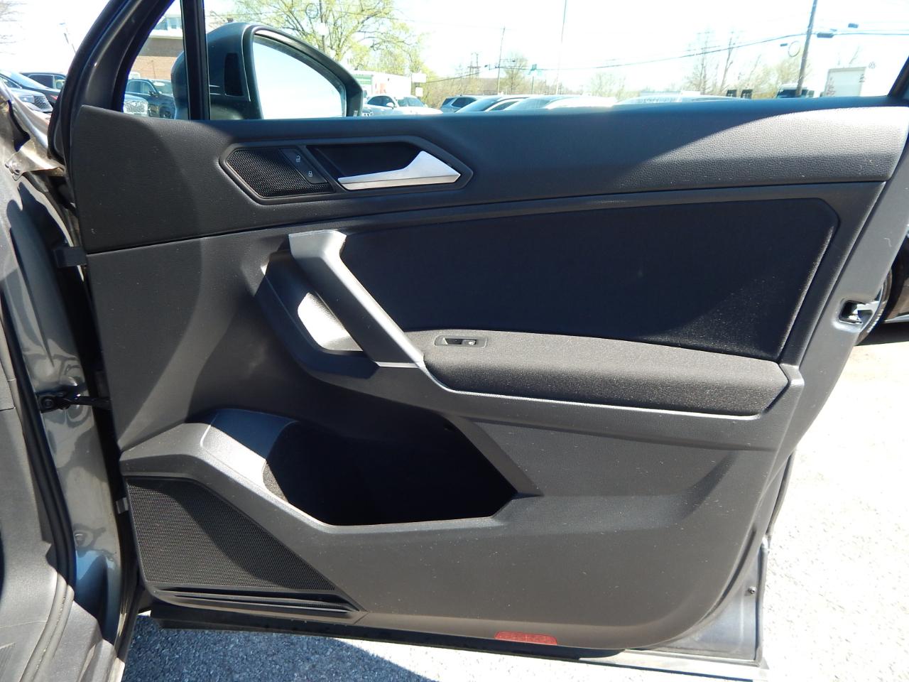 Volkswagen Tiguan 2.0T S FWD 2020