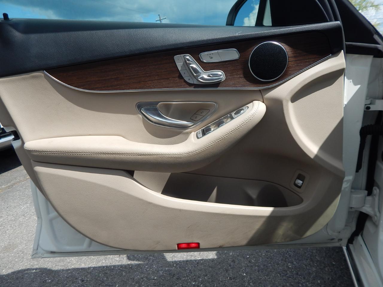 Mercedes-Benz C-Class C 300 4MATIC Sedan 2019