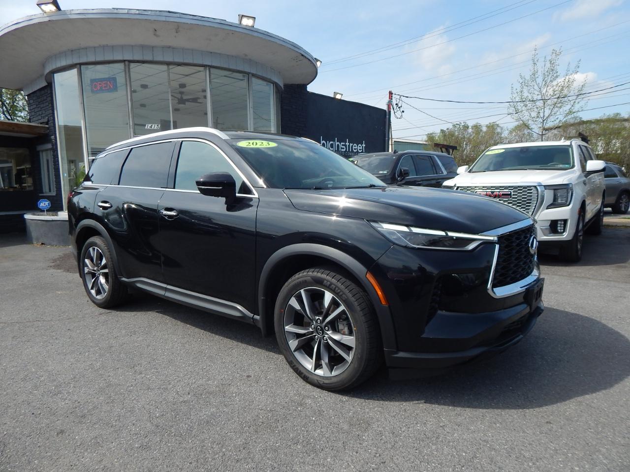 Infiniti QX60 LUXE AWD 2023