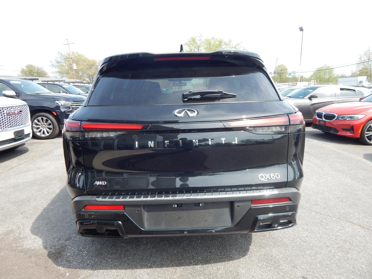 Infiniti QX60 LUXE AWD 2023