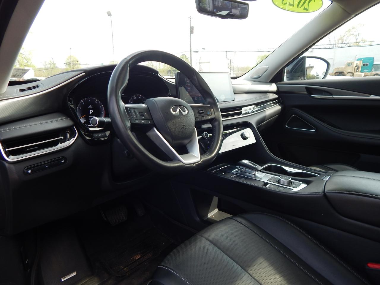 Infiniti QX60 LUXE AWD 2023