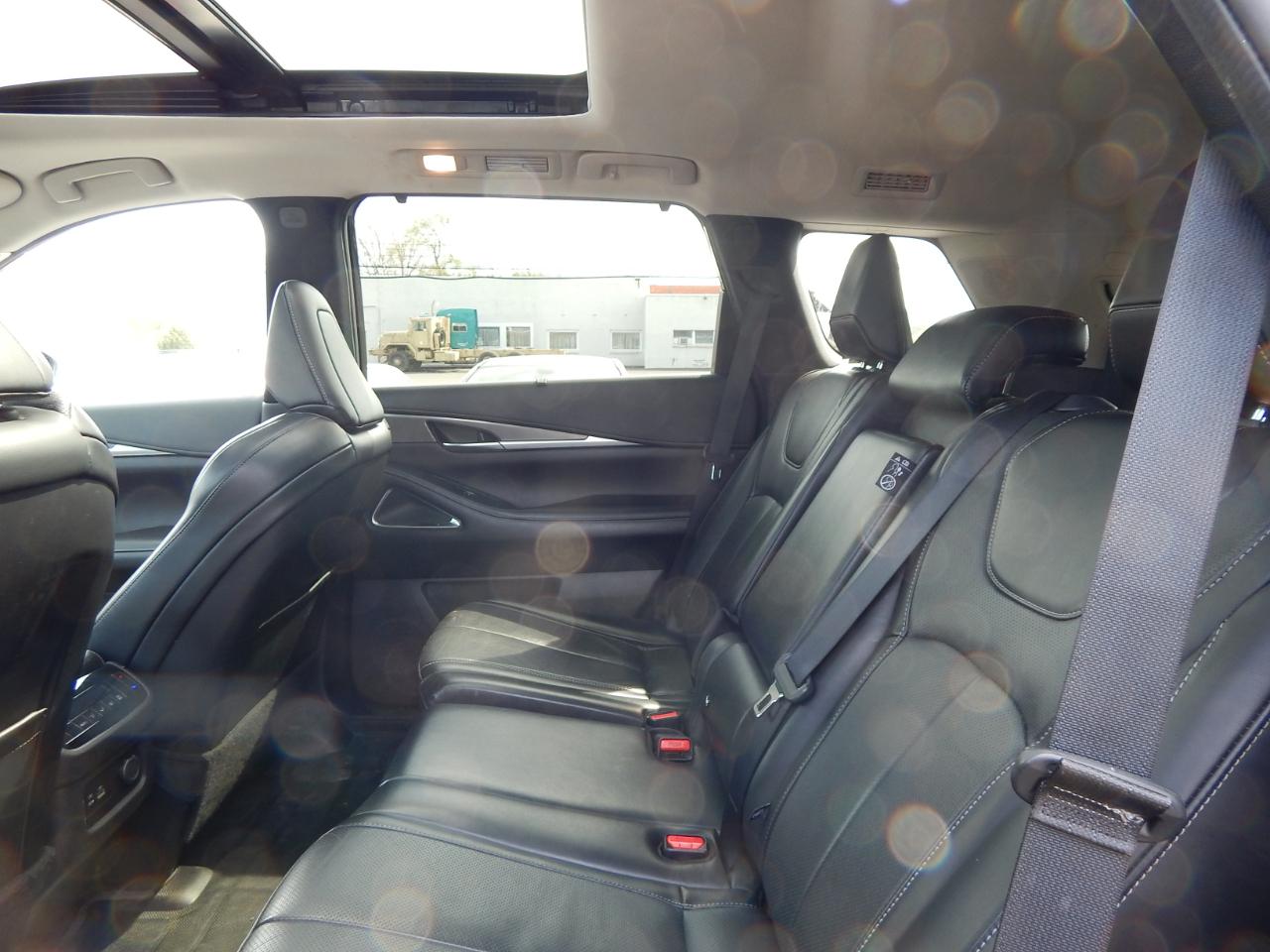 Infiniti QX60 LUXE AWD 2023