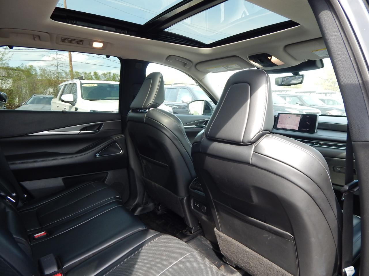 Infiniti QX60 LUXE AWD 2023