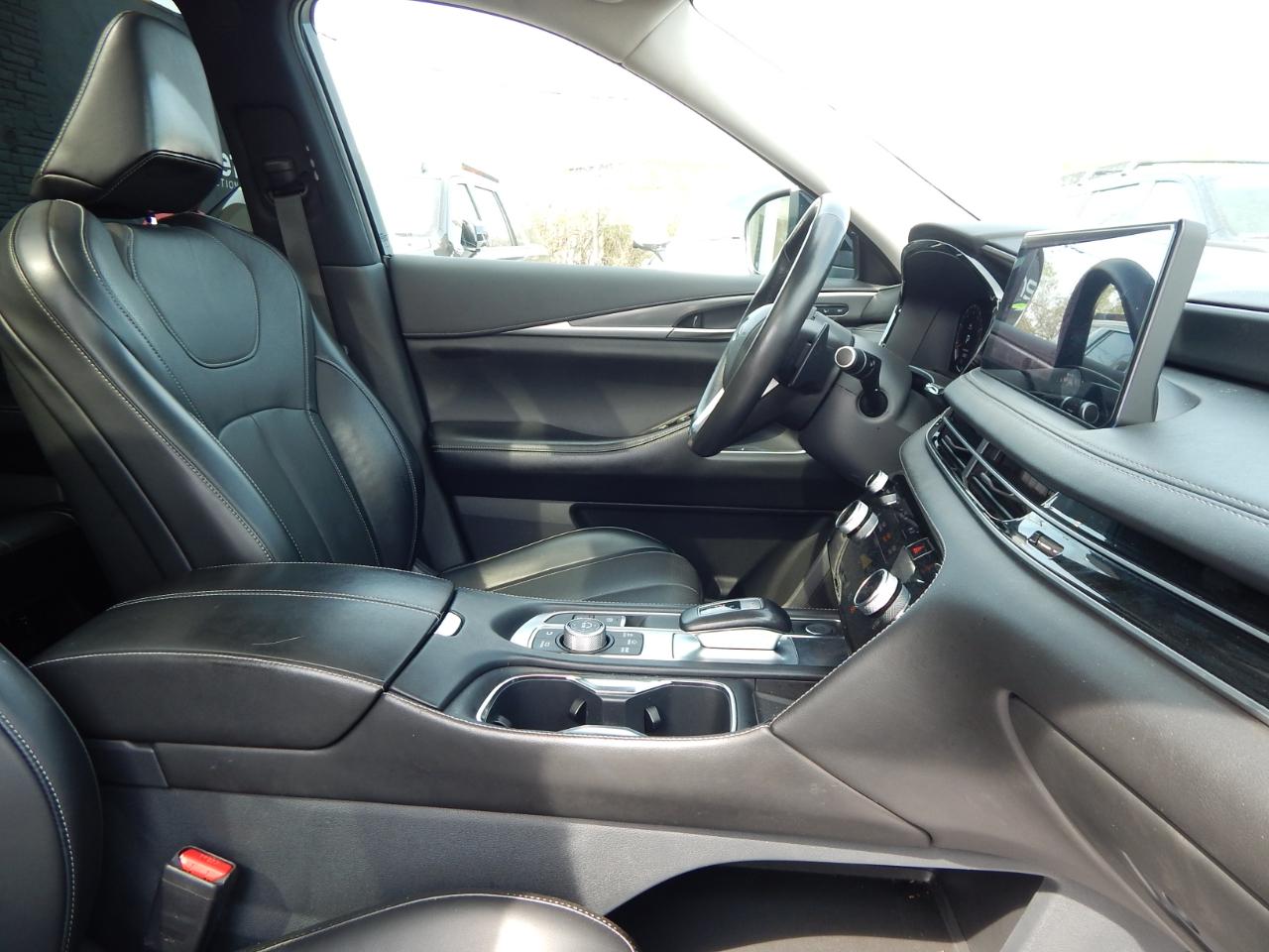 Infiniti QX60 LUXE AWD 2023