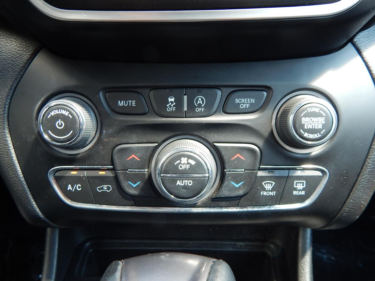 Jeep Cherokee Latitude Plus 4x4 2020