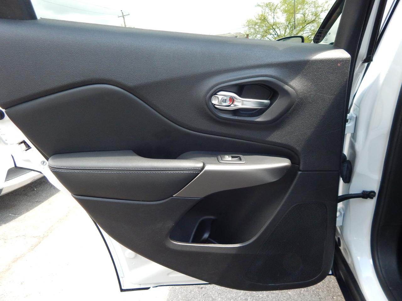 Jeep Cherokee Latitude Plus 4x4 2020