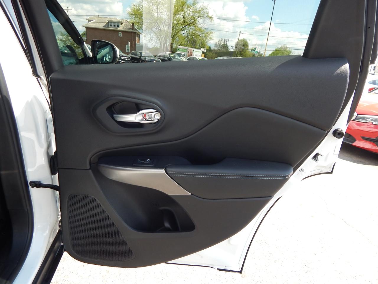 Jeep Cherokee Latitude Plus 4x4 2020