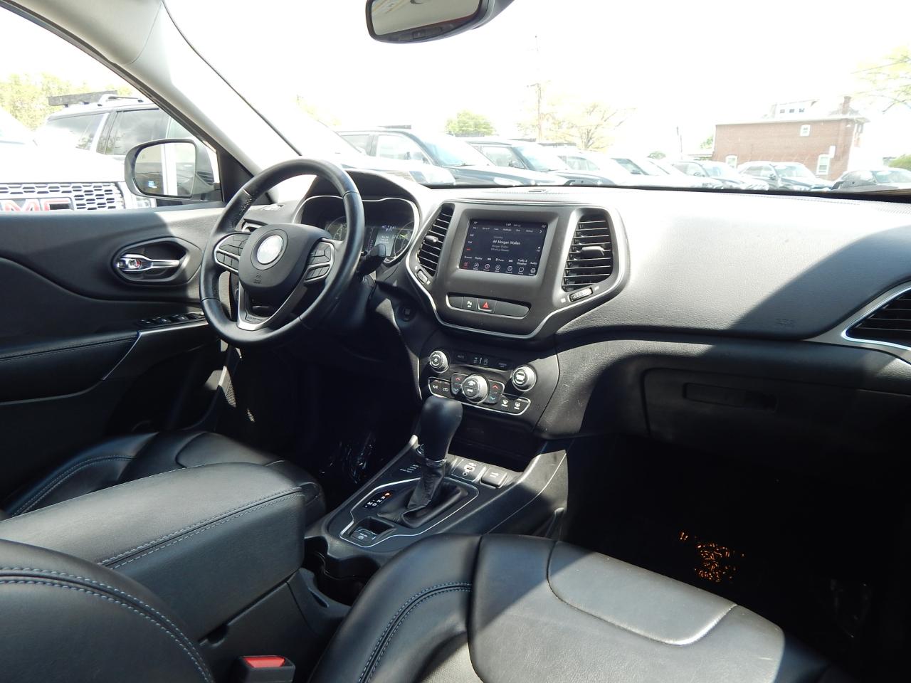 Jeep Cherokee Latitude Plus 4x4 2020