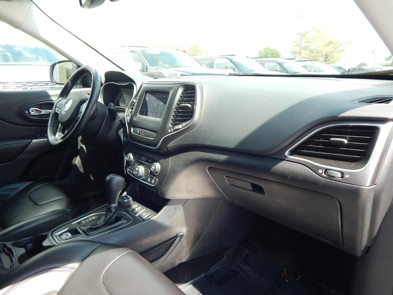 Jeep Cherokee Latitude Plus 4x4 2020