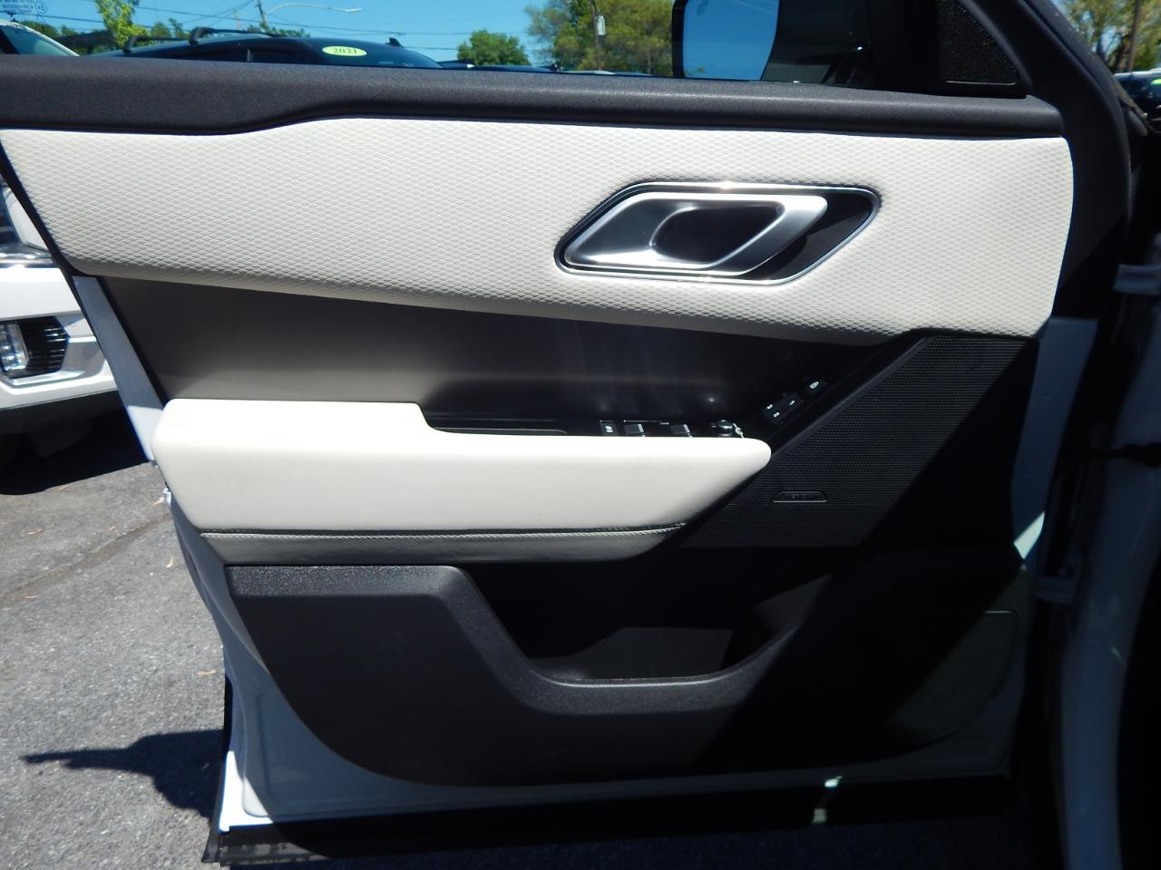 Land Rover Range Rover Velar P250 S 2022