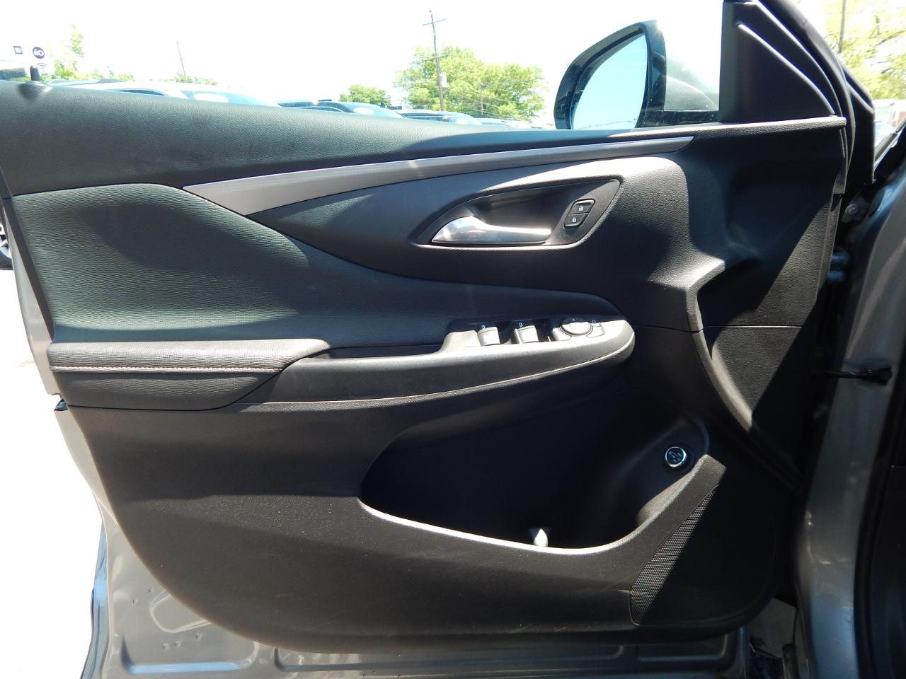 Buick Envista FWD 4dr Avenir 2024
