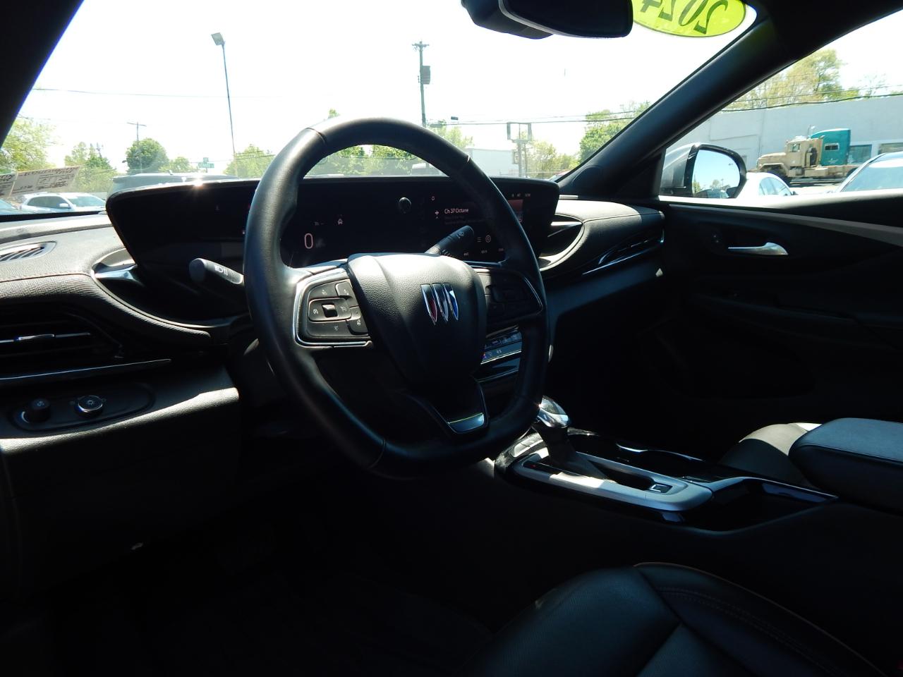 Buick Envista FWD 4dr Avenir 2024