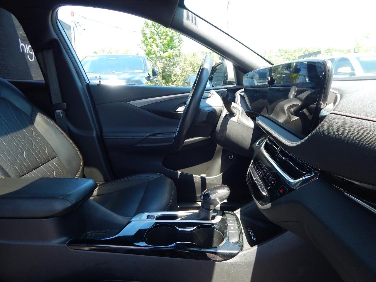 Buick Envista FWD 4dr Avenir 2024