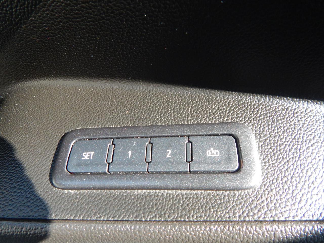 GMC Yukon XL Denali 4WD 2020
