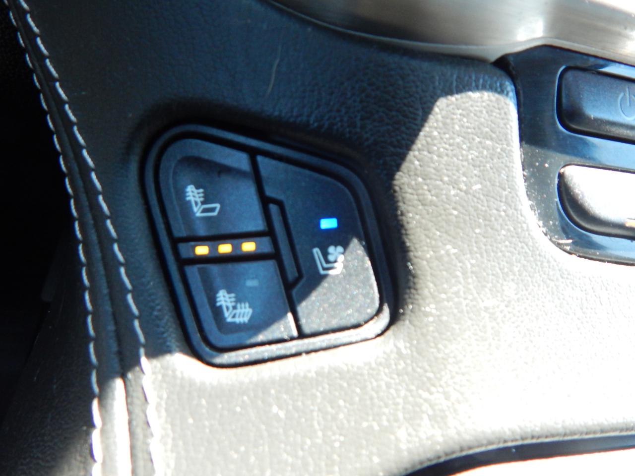 GMC Yukon XL Denali 4WD 2020