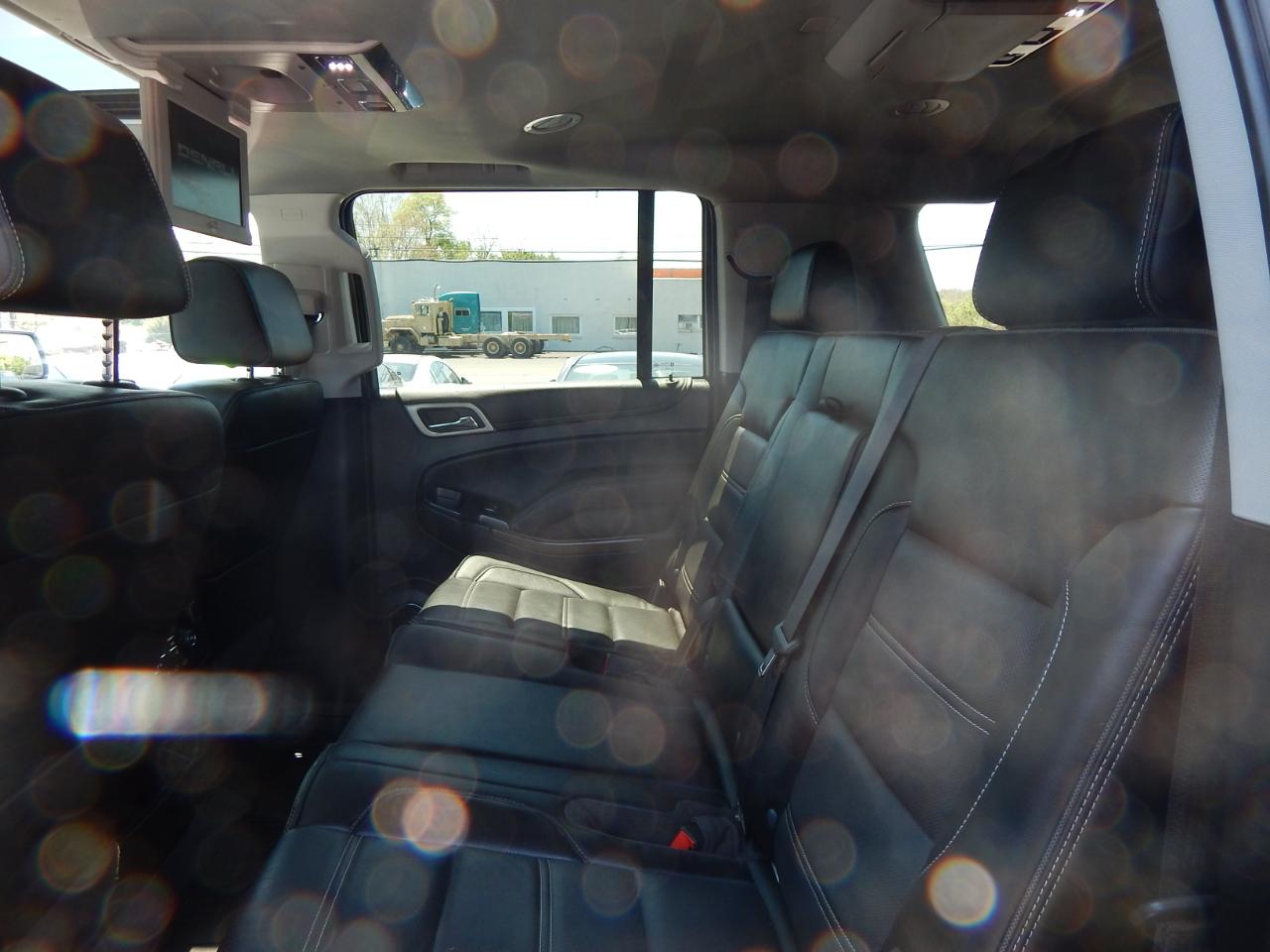 GMC Yukon XL Denali 4WD 2020