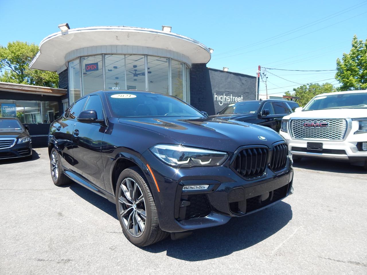 BMW X6 M50i Sports Activity Coupe 2021