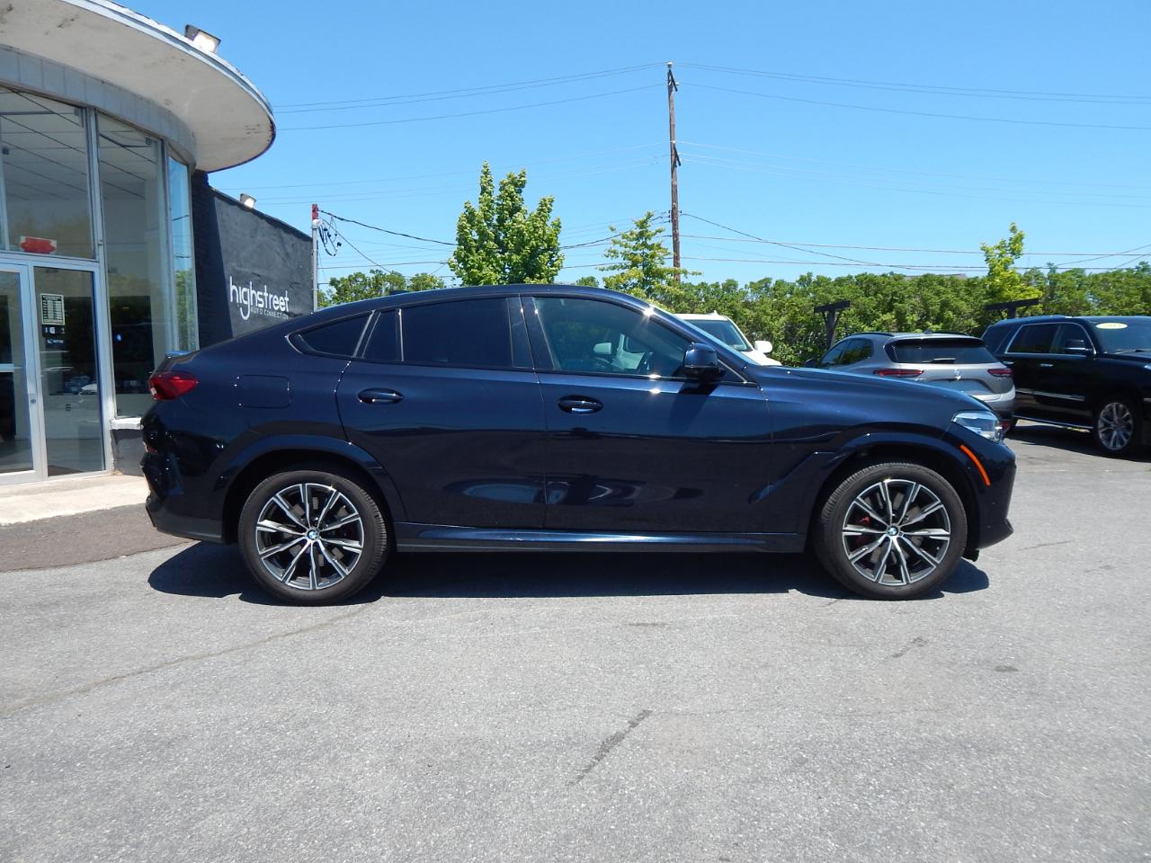 BMW X6 M50i Sports Activity Coupe 2021