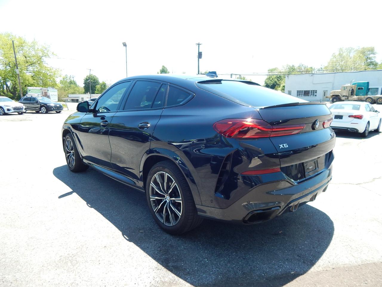 BMW X6 M50i Sports Activity Coupe 2021