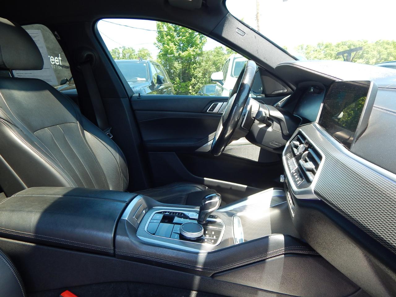 BMW X6 M50i Sports Activity Coupe 2021