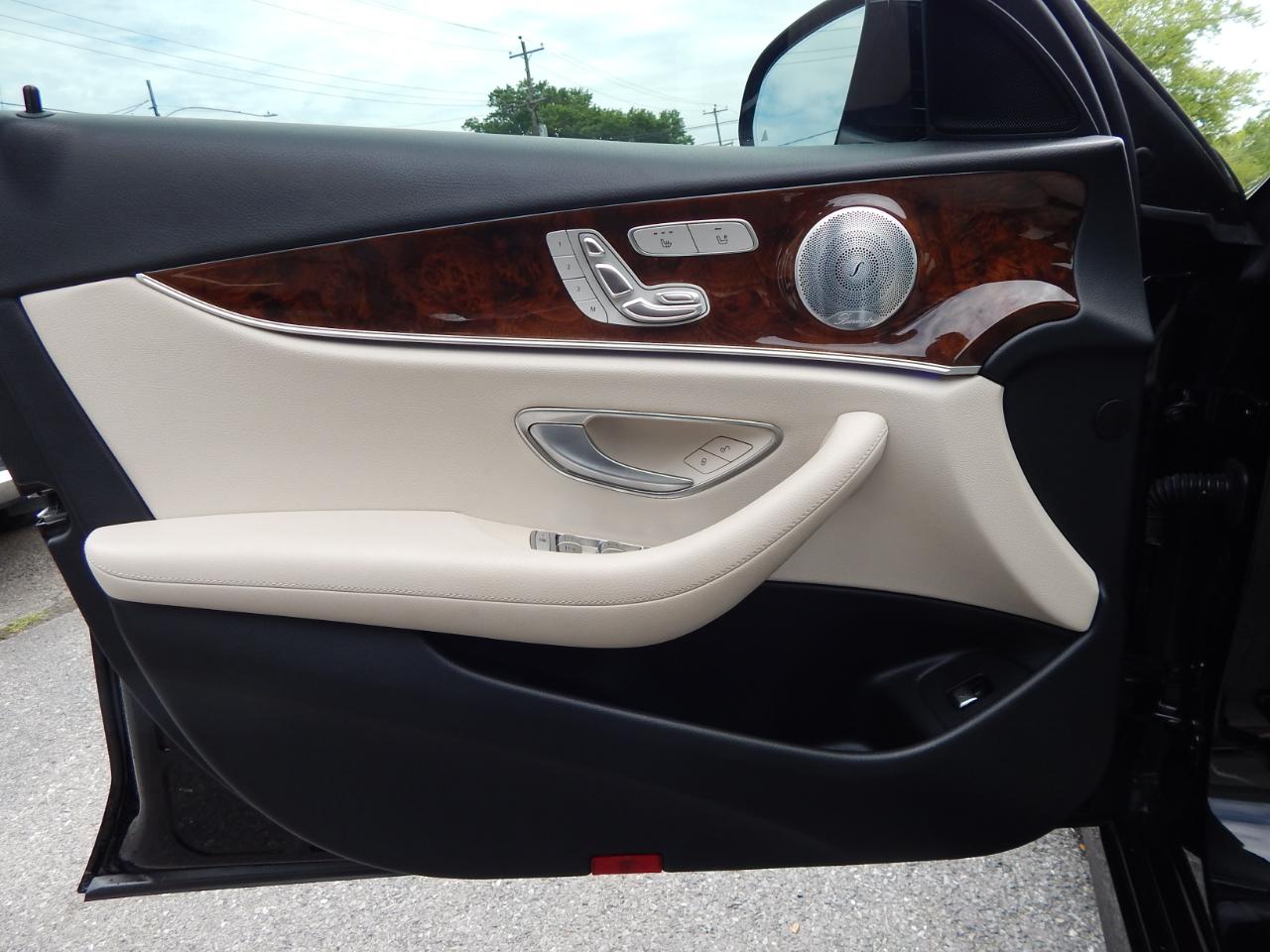 Mercedes-Benz E-Class E 300 Sport 4MATIC Sedan 2017