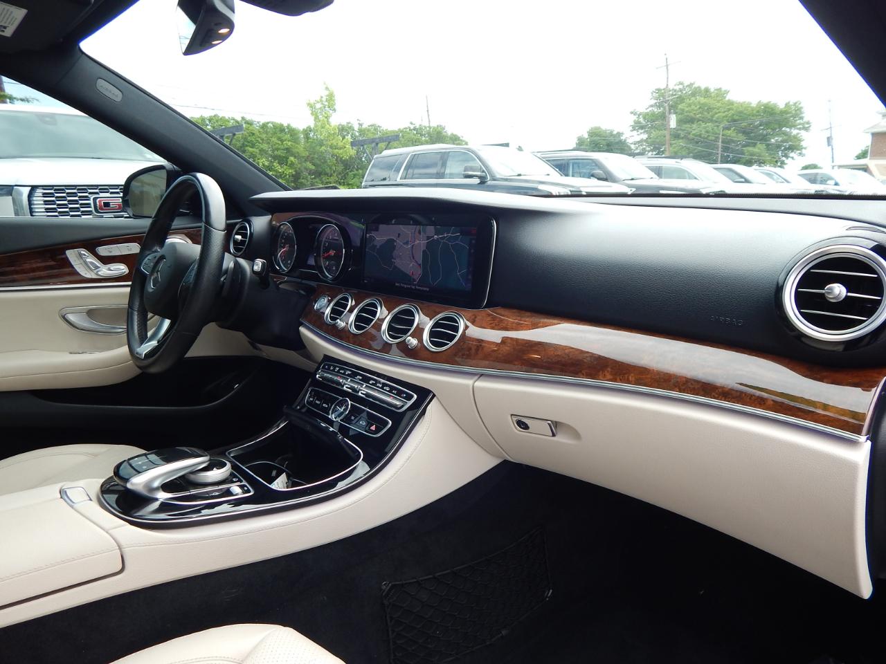 Mercedes-Benz E-Class E 300 Sport 4MATIC Sedan 2017