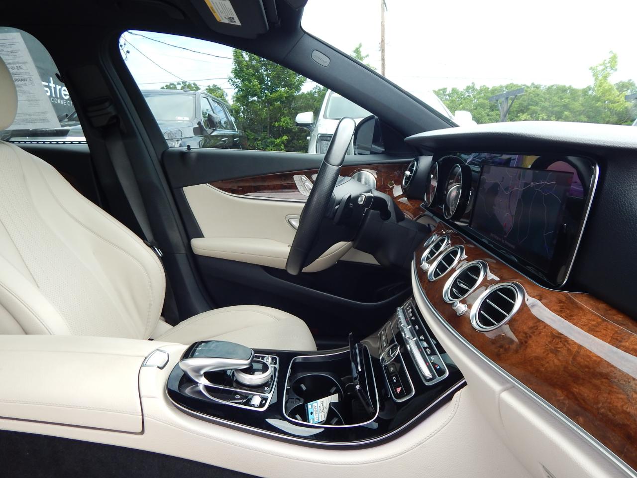Mercedes-Benz E-Class E 300 Sport 4MATIC Sedan 2017
