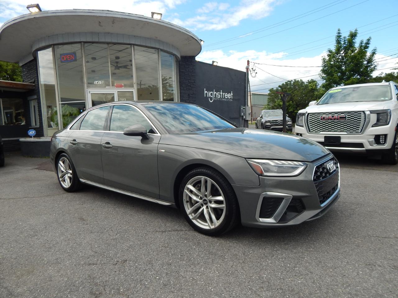 2023 Audi A4 Premium Plus - Photo 4