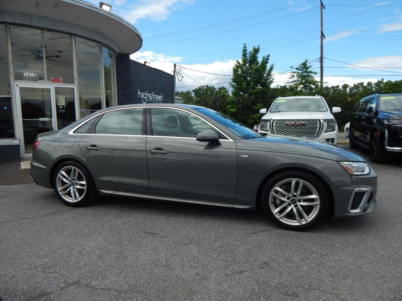 2023 Audi A4 Premium Plus - Photo 5
