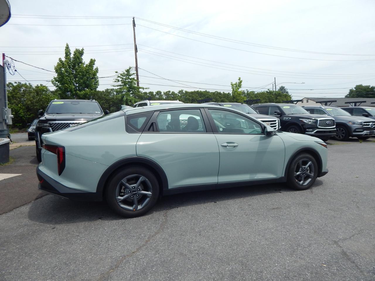 Kia K4 LXS FWD 2025