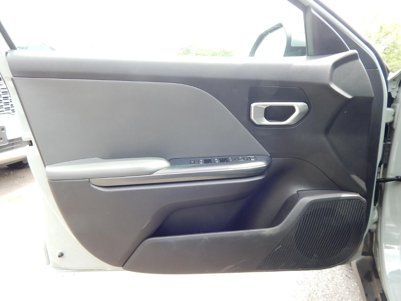 Kia K4 LXS FWD 2025