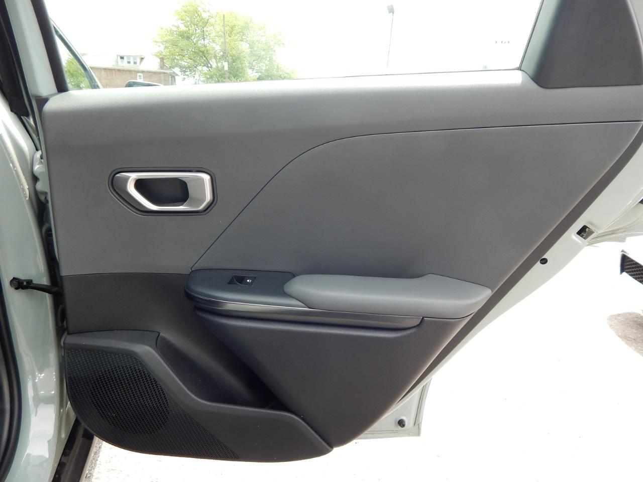 Kia K4 LXS FWD 2025