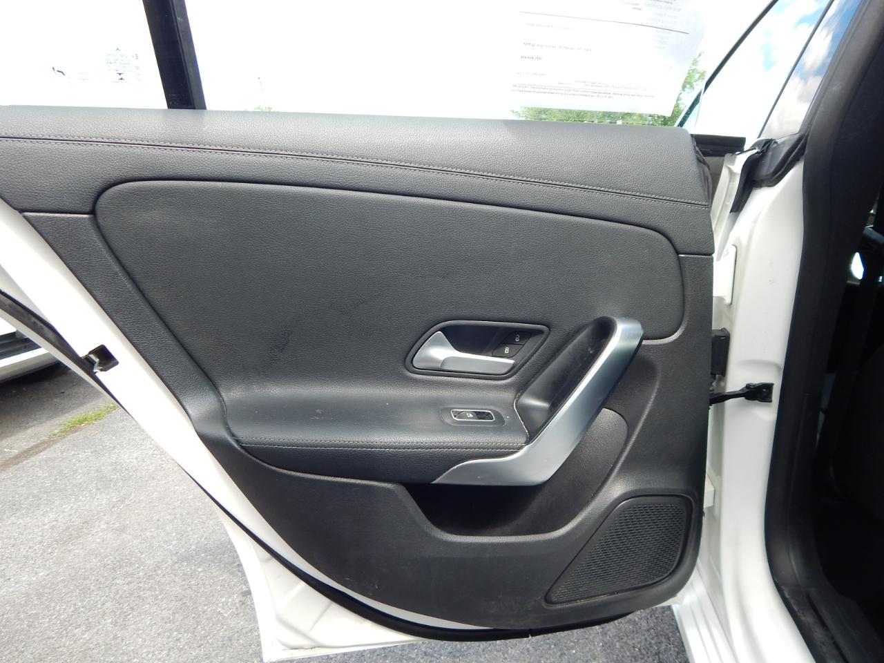 Mercedes-Benz CLA-Class 4dr Sdn CLA 250 FWD 2020