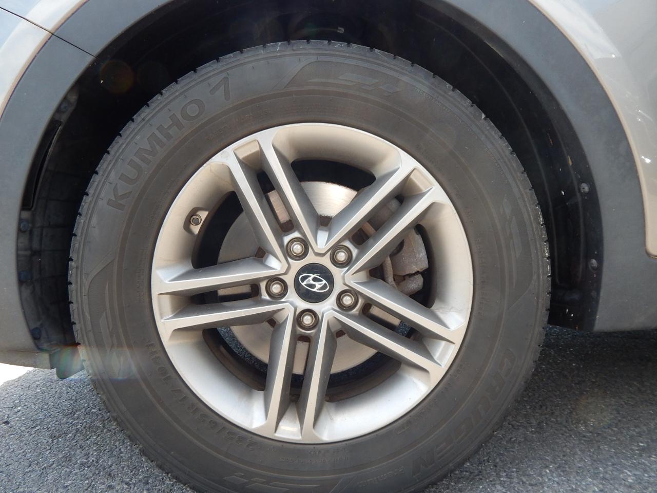 Hyundai Santa Fe SE 2.4L Auto AWD 2018