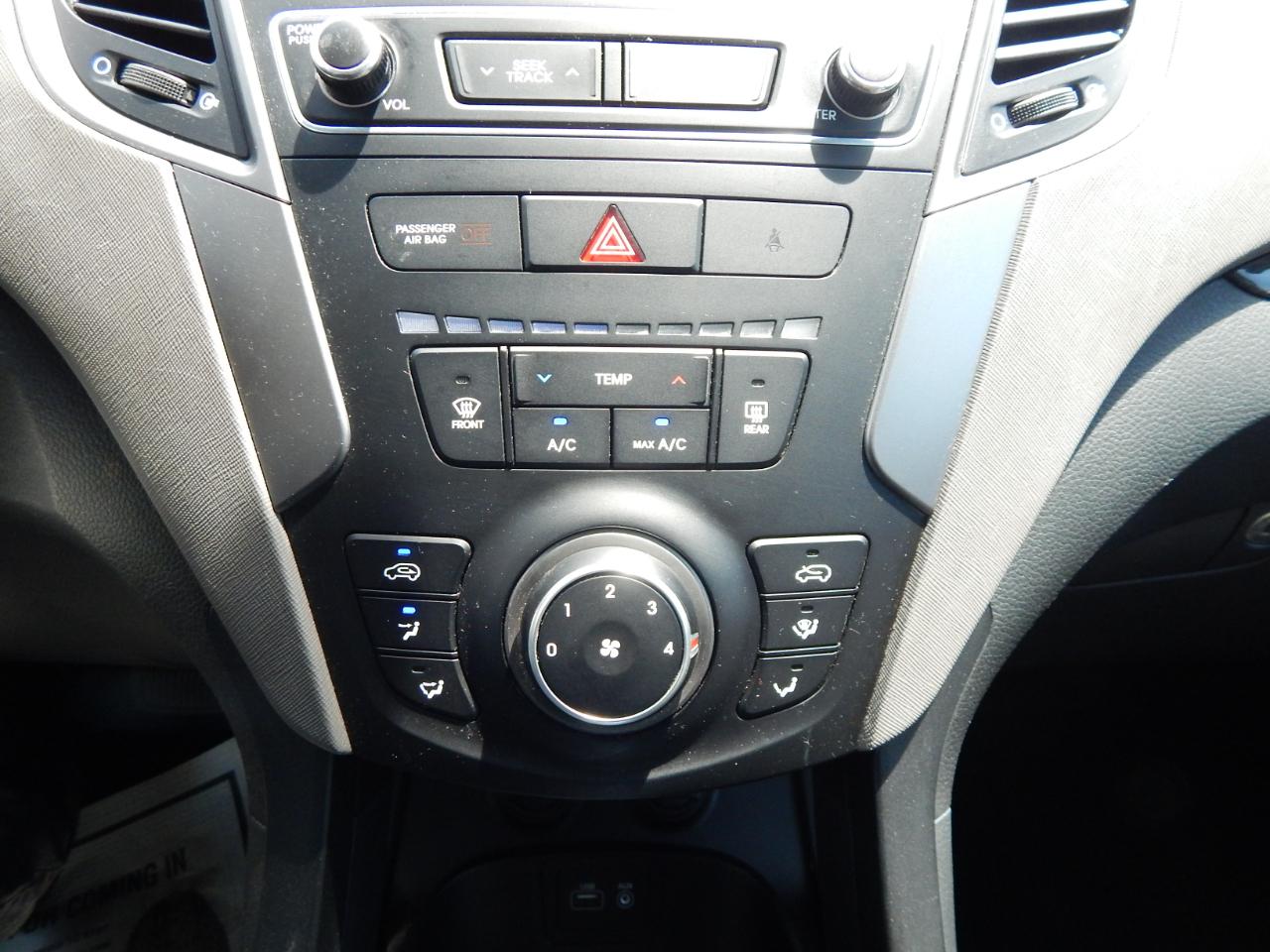 Hyundai Santa Fe SE 2.4L Auto AWD 2018