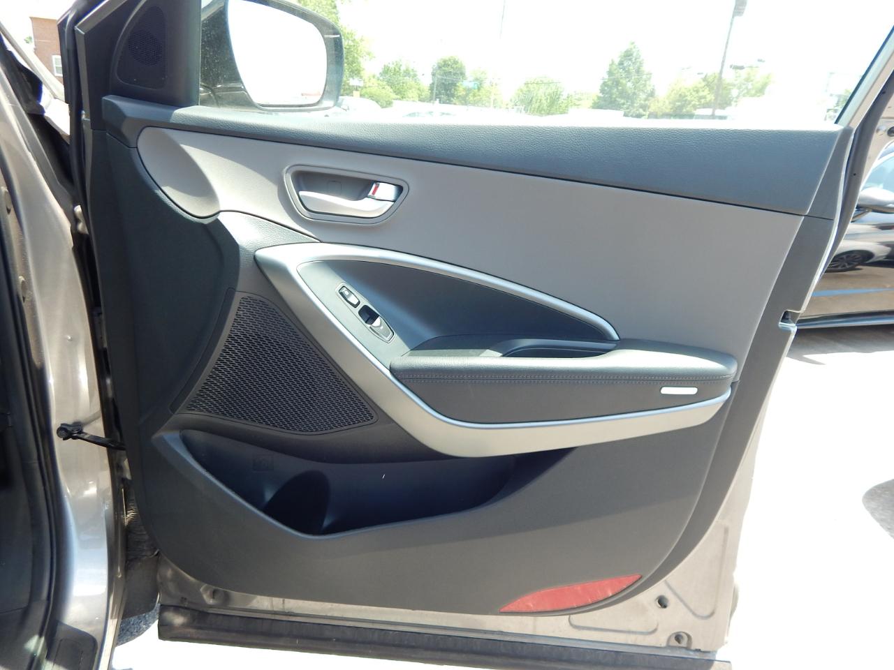Hyundai Santa Fe SE 2.4L Auto AWD 2018