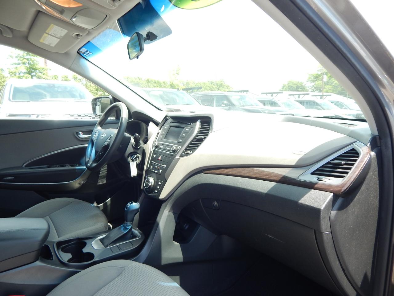 Hyundai Santa Fe SE 2.4L Auto AWD 2018