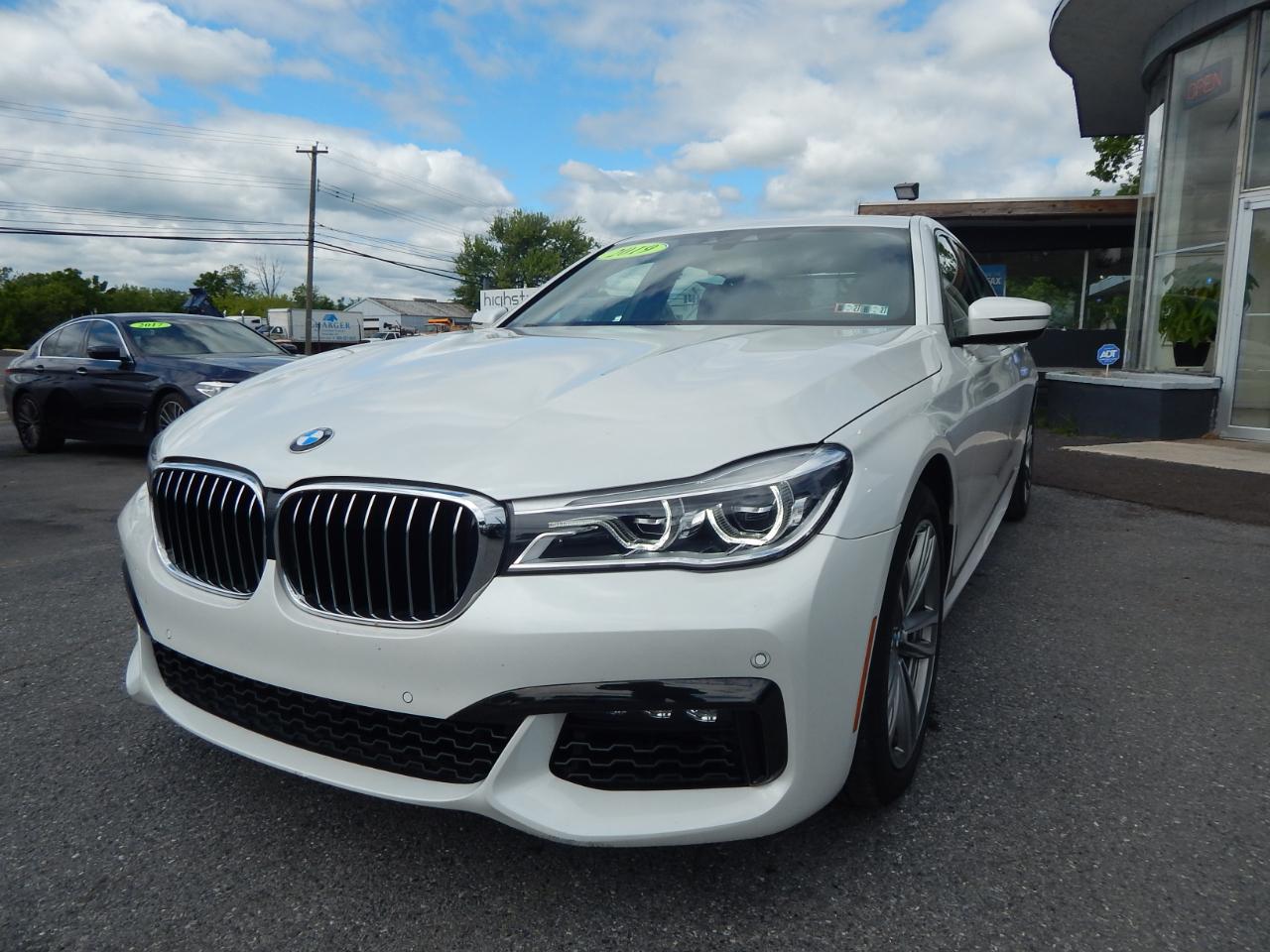 BMW 7-Series 750i xDrive Sedan 2019
