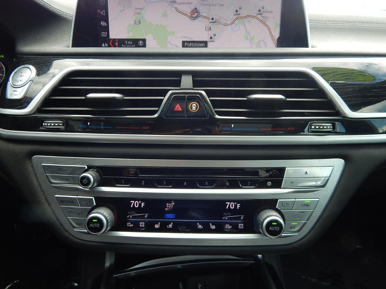 BMW 7-Series 750i xDrive Sedan 2019